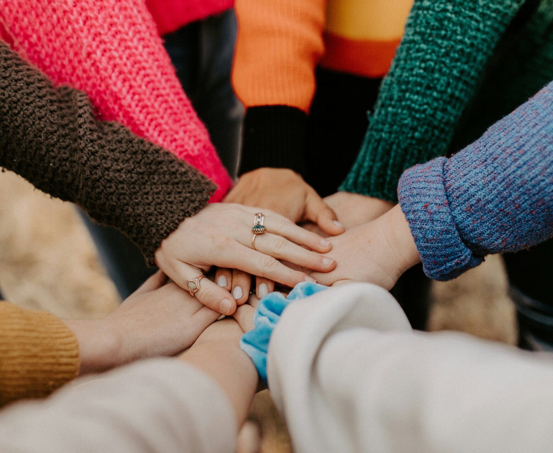 hannah-busing-Zyx1bK9mqmA-unsplash 1920x1440.jpg